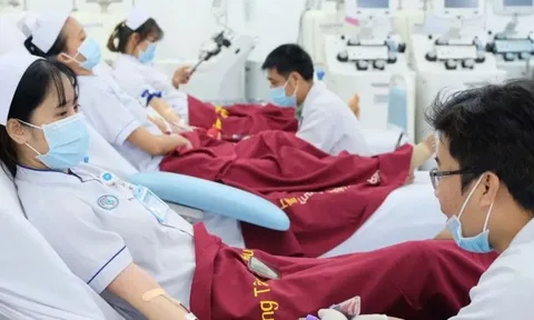 Kho máu giảm, nhiều bệnh viện kêu gọi hiến máu