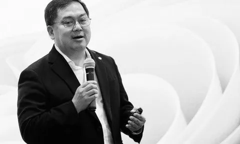 Ông Hoàng Nam Tiến và những chia sẻ truyền cảm hứng về sự nghiệp, khởi nghiệp dành cho giới trẻ