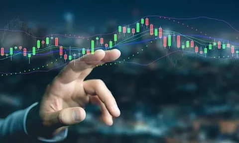 VNDirect: Chứng khoán có thể kiểm định lại vùng 1.600 trước khi hướng lên 1.900 điểm