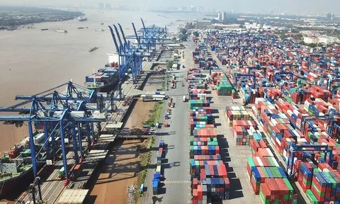 Đề xuất 10 tỷ USD xây trung tâm hàng hải quốc tế ở TPHCM