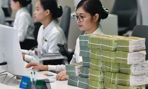 20 ngân hàng tăng lãi suất tiết kiệm trong tháng 11: Ngân hàng nào tăng mạnh nhất?