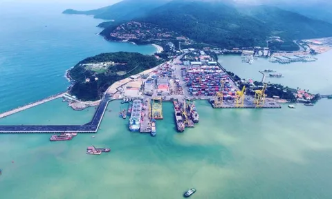 Thành lập khu thương mại tự do Đà Nẵng gắn cảng biển, sân bay và khu kinh tế