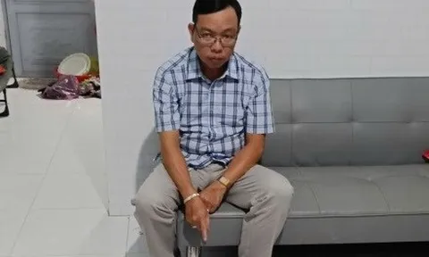 Khám xét khẩn cấp nơi làm việc của Nguyễn Phúc Bình, thu 33 con dấu