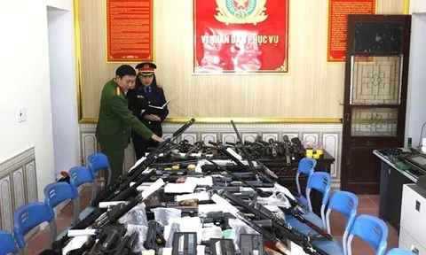 Cận cảnh “kho” vũ khí quân dụng, 30.000 viên đạn khi bắt 42 đối tượng