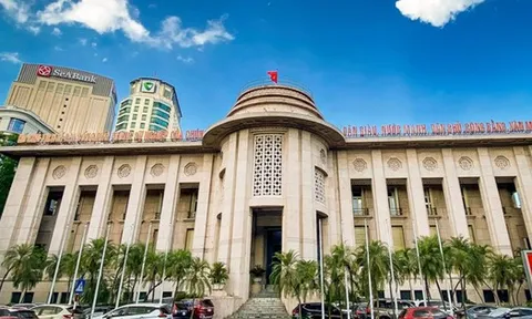 Thống đốc Nguyễn Thị Hồng bổ nhiệm Cục trưởng Cục Quản lý, giám sát và Phó Giám đốc Sở Giao dịch NHNN