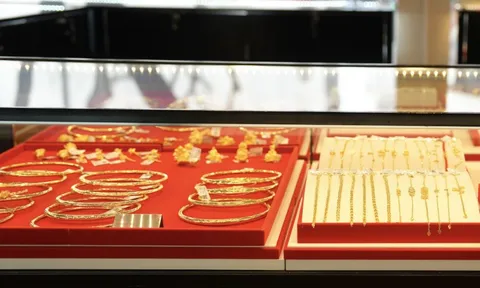 Giá vàng hôm nay 16-2: Vàng, bạc cùng giảm khi vừa mở cửa