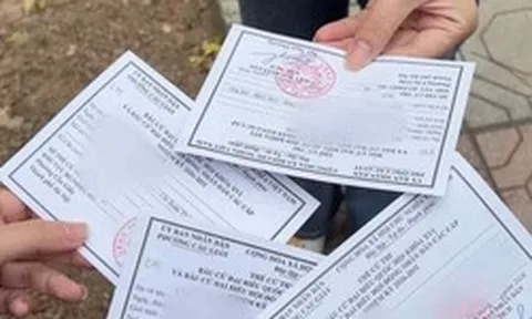 Cảnh báo tất cả người dân đi bầu cử đăng ảnh thẻ cử tri lên mạng xã hội cần chú ý