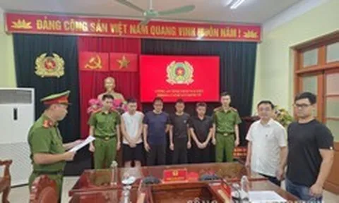 Bắt nhóm tài xế "hack" cước Xanh SM