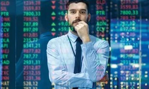 Khối ngoại bán ròng 14 phiên liên tiếp tổng giá trị hơn 13.000 tỷ, chuyện gì đang xảy ra?