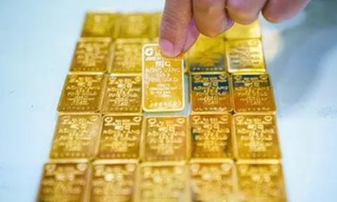 Giá vàng hôm nay 1-6: Vừa mở cửa, vàng và bạc cùng đi xuống