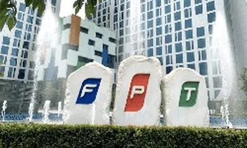 Sếp FPT nói gì về đột phá máy quang khắc DUV từ Trung Quốc?