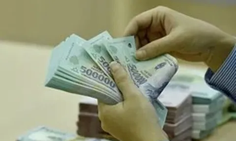 Cách nào giảm lãi suất thực chất, khơi thông dòng vốn?