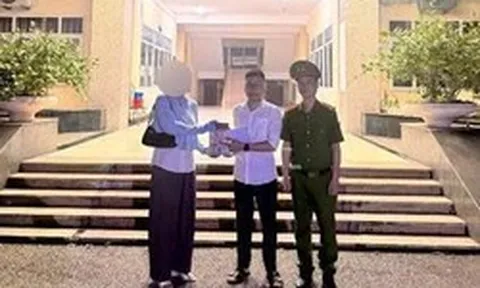 Công an xác minh số tiền 1 tỷ đồng rơi trong quán cà phê ở Hà Nội