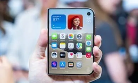 Người khen, kẻ chê sau khi iPhone Duo ra mắt: Thiết kế mới lạ, nhưng chưa làm hài lòng tất cả!