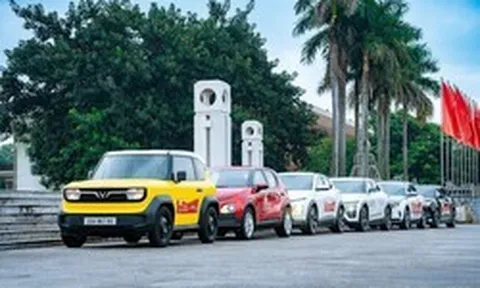 “Tháng Ngâu” không cản được hãng xe của tỷ phú Phạm Nhật Vượng