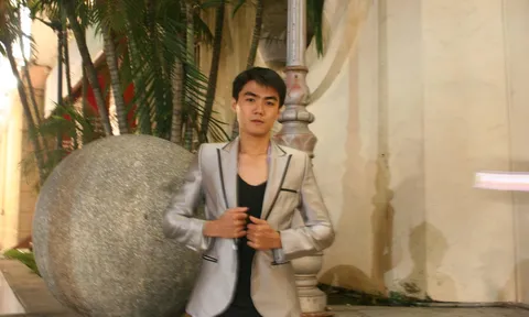 Hoàng Trung Dũng – Chưa đủ lớn, nhưng đã mong bé lại