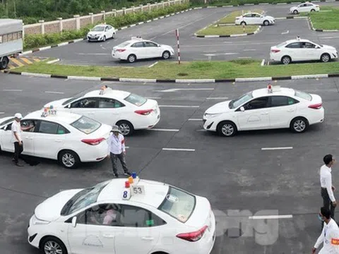 Vì sao các cơ sở sát hạch, cấp GPLX tại Hà Nội chưa hoạt động trở lại?