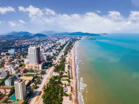 Thị xã nhỏ nhất ở tỉnh rộng nhất Việt Nam: Đã sáp nhập vào TP khác, một năm thu hơn 5.000 tỷ từ du lịch