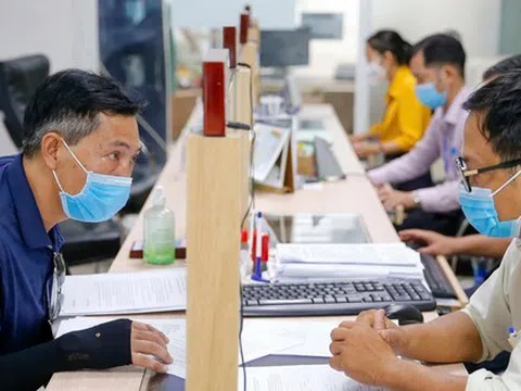 Cán bộ nghỉ hưu trước tuổi được cấp bù chế độ ra sao?