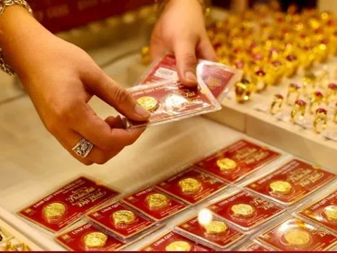 Cách nào hạ giá vàng cao ngất ngưởng, tăng điên cuồng?
