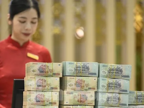 Dự báo lãi suất ngân hàng trước áp lực thuế quan của Mỹ