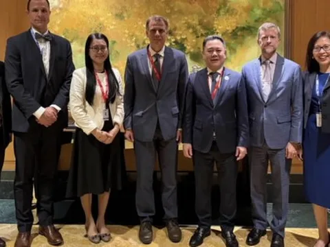 Ngân hàng Nhà nước vừa có buổi làm việc với Quyền Trợ lý Bộ trưởng Tài chính Mỹ