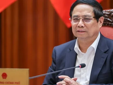 Thủ tướng yêu cầu không để xảy ra thất nghiệp, hỗ trợ các ngành bị ảnh hưởng do thuế đối ứng, tiếp tục ổn định tỷ giá, phấn đấu giảm mặt bằng lãi suất