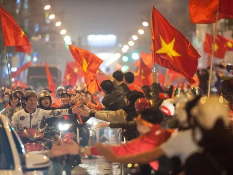 Dù thách thức nhiều hơn thuận lợi, Việt Nam kiên định giữ mục tiêu tăng trưởng