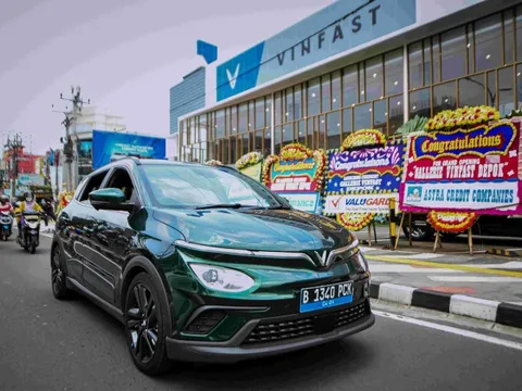 'Cú nước rút' của VinFast tại xứ sở vạn đảo: Hợp tác 'ông lớn' khai thác 150 xưởng dịch vụ, miễn phí sạc đến năm 2028