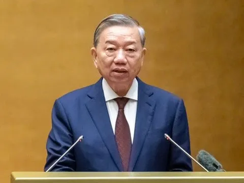 Tổng Bí thư: Tự nguyện đứng về phía sau vì sự phát triển là hành động bản lĩnh, đáng tự hào