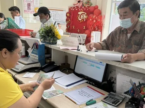 Lý do đổi thời gian trả lương hưu, trợ cấp BHXH tháng 5-2025