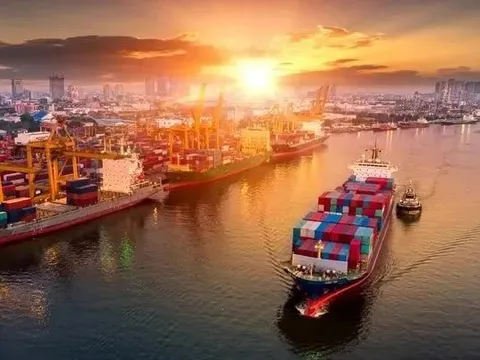 Kiên định mục tiêu tăng trưởng 8%