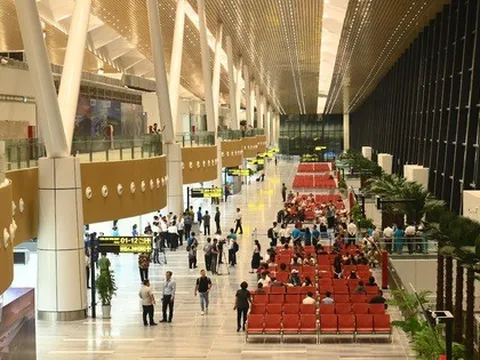 Vượt tiến độ 3 tháng, nhà ga gần 11.000 tỷ hiện đại nhất cả nước chính thức vận hành chuyến bay đầu tiên: Sẵn sàng đón 20 triệu khách/năm