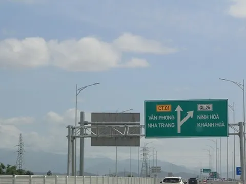 Phương tiện nào bị cấm đi trên các cao tốc vừa thông xe?