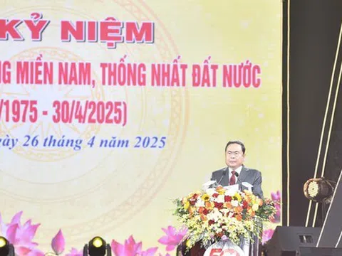 Chủ tịch Quốc hội: Cần Thơ phải 'mới mẻ trong cách nghĩ, sáng tạo trong cách làm, hiệu quả trong thực hiện'