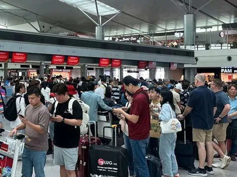 Cao điểm 30/4-1/5: Có ngày 770 chuyến bay đến/đi từ Tân Sơn Nhất