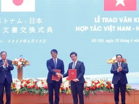 Việt Nam, Nhật Bản trao nhiều văn kiện hợp tác quan trọng