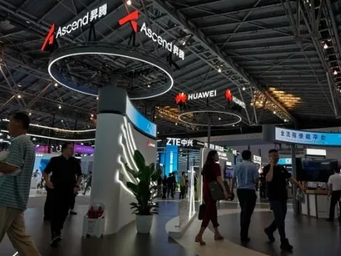 Không gì là không thể: Sau hệ điều hành 'cây nhà lá vườn', Huawei sắp ra mắt chip mới, tuyên bố mạnh ngang ngửa chip của Nvidia