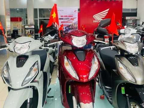 Loạt xe máy giảm sốc dịp lễ 30/4-1/5: Honda Vision, Yamaha PG-1, SH… bán dưới mức đề xuất, có chiếc chỉ 26 triệu đồng