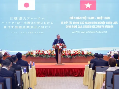 Nhật Bản sẽ hỗ trợ Việt Nam xây dựng nhà máy sản xuất một vật liệu thiết yếu cho chuỗi cung ứng bán dẫn