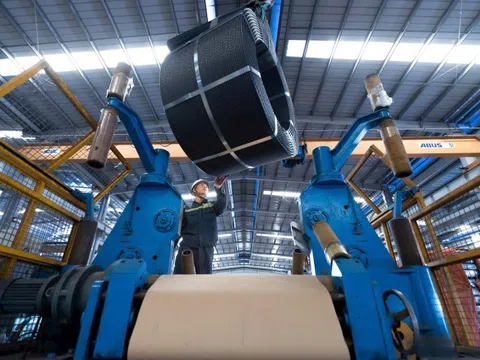 Tỷ phú Trần Đình Long nhận đơn "khủng", cung cấp thép dự ứng lực cho dự án cao tốc quy mô 14.300 tỷ đồng