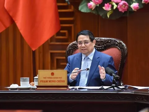 Thủ tướng: Khẩn trương đàm phán ký thỏa thuận mua bán khí Methanol trị giá 6 tỷ USD, tăng nhập khẩu nhiều mặt hàng, đề nghị Hoa Kỳ có giải pháp thuế đối ứng bằng 0...