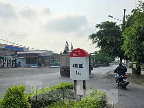 Chủ tịch Cần Thơ yêu cầu giải quyết kiến nghị về các dự án chậm, kéo dài gây ảnh hưởng đến đời sống nhân dân