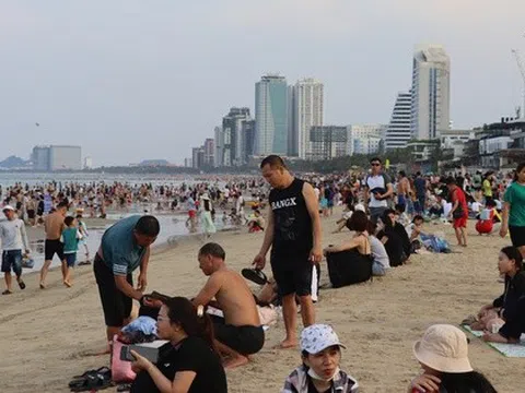 Du lịch Đà Nẵng thu ngàn tỉ trong 5 ngày nghỉ lễ