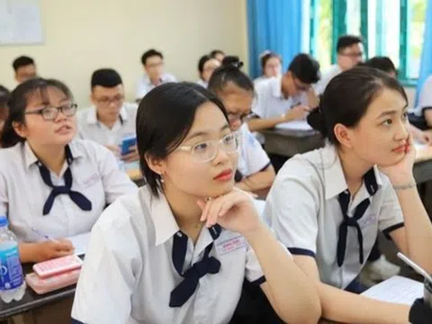 Đề nghị sớm thực hiện miễn học phí, hỗ trợ bữa ăn trưa cho học sinh