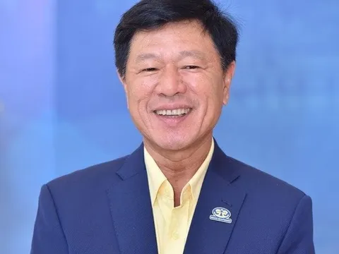 Chủ tịch HQC Trương Anh Tuấn mua xong 4% công ty ngay tại vùng đáy giá nhiều năm