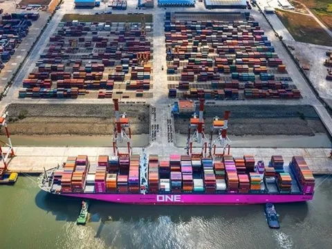 Tin vui từ cuộc điện đàm của Tổng Bí thư và 11 cuộc họp về phương án đàm phán thương mại với Mỹ do Thủ tướng trực tiếp chỉ đạo