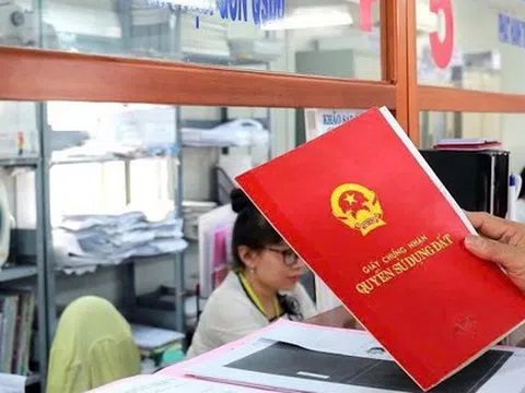 Hà Nội: Người dân "khóc dở, mếu dở" vì không thể tách thửa đất dịch vụ chia cho con cái