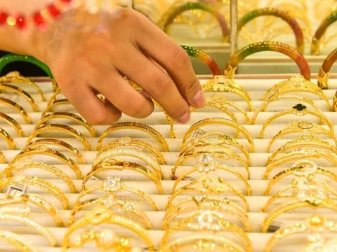 Giá vàng nhẫn, vàng SJC chiều 7/5 quay đầu giảm mạnh