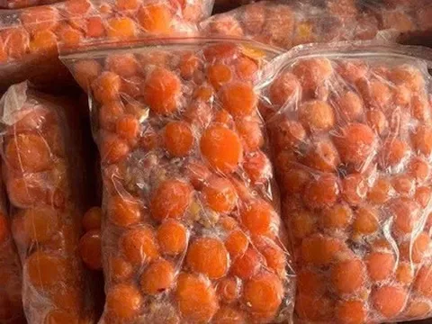 Nội tạng heo, gà, trứng non... bán tràn lan trên chợ mạng với giá rẻ bất ngờ